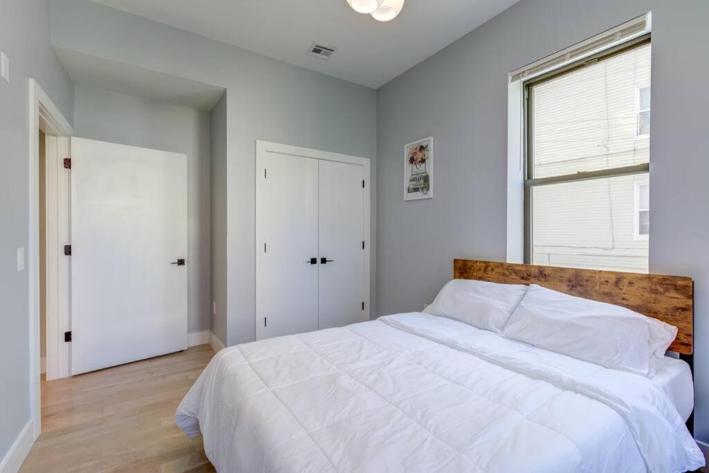 Luxury Designer Theme 2Br Apt Near Nyc / Thepath Apartamento Newark Exterior foto