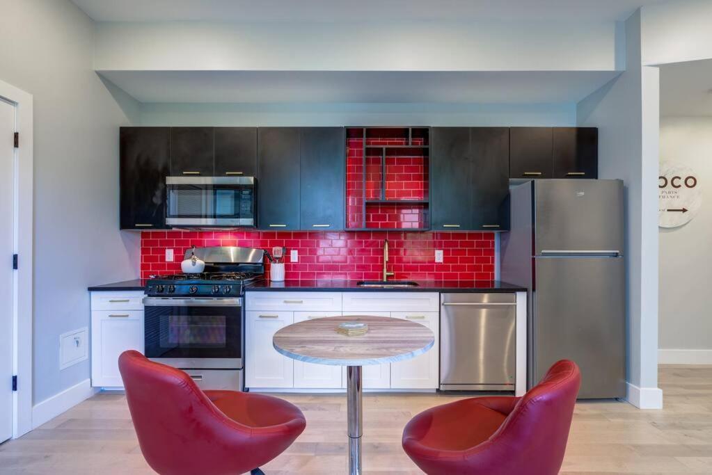 Luxury Designer Theme 2Br Apt Near Nyc / Thepath Apartamento Newark Exterior foto